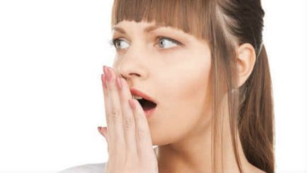 Неприємний запах з рота - причини і лікування
