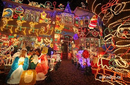Karácsonyi kivilágítás egy magánlakás modern funkciókat (Christmas megvilágítások) Karácsonyi kivilágítás egy magánlakás modern funkciókat