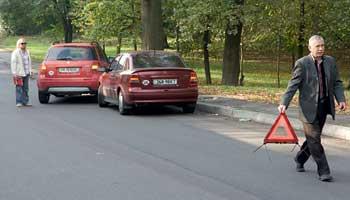 Feladatai járművezetők, az utasok és a gyalogosok (megbízott) Feladatai járművezetők, az utasok és a gyalogosok