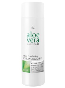 Curăță lapte de aloe vera