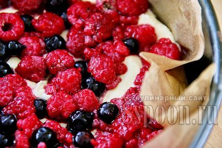 Piept deschis cu reteta de fructe de padure cu o fotografie de 8 linguri