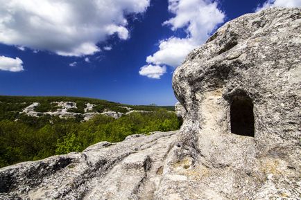 Печерні міста Ескі-Кермен маршрути, координати, опис, як дістатися на автомобілі і пішки