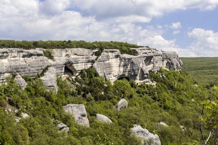 Печерні міста Ескі-Кермен маршрути, координати, опис, як дістатися на автомобілі і пішки