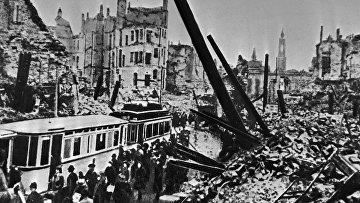 De ce aliații au bombardat Dresda, societatea și tot ce merită tradus