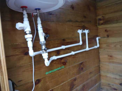 Conectarea încălzitorului de apă de stocare