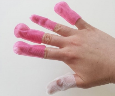 Причини і лікування горбистих нігтів на руках