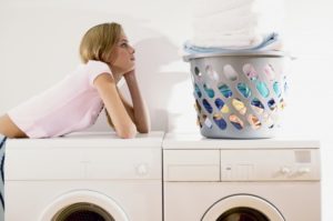 La ce temperatură sunt rufele spălate în mașina de spălat