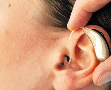 Звикання до слухового апарату