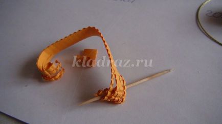 Crăciunul înger în tehnica quilling