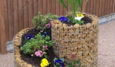 Садова сітка металеві та пластикові конструкції для рослин і гойдалок