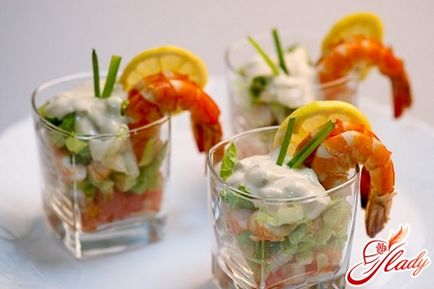 Salata-cocktail cu creveți ce să gătești pentru o petrecere sau pentru o vacanță