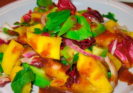 Салат з манго - добірка кулінарних рецептів салатів з манго