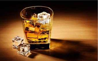 Secretul popularității de whisky și sifon