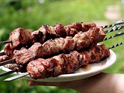 Shish kebab pe secretele de gătit natura