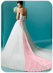 Culoarea rochiei de nunta