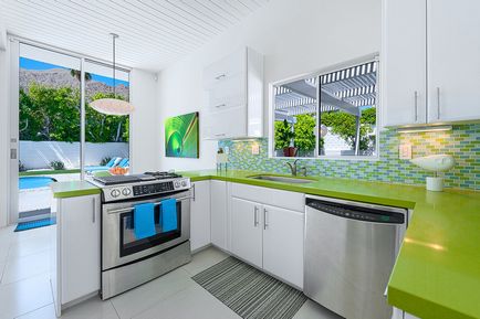 Поєднання кольорів кухонної стільниці з фартухом