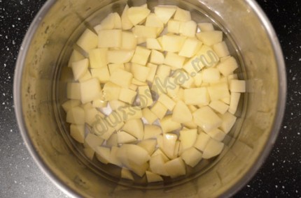 Leves brokkoli és olvasztott sajttal - egy recept lépésről lépésre képek (leves brokkoli és olvasztott sajttal) Leves brokkolival és olvasztott sajttal - egy recept lépésről lépésre fotók