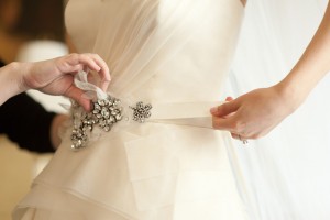 Curea de nunta - cel mai la moda accesoriu al miresei din Europa