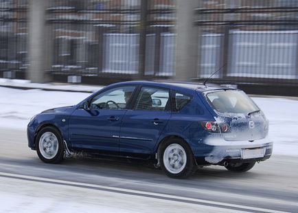 Такі схожі і різні - mazda3 і renault megane