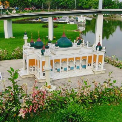 Csodálatos és egyedülálló park - Mini Siam - Pattaya