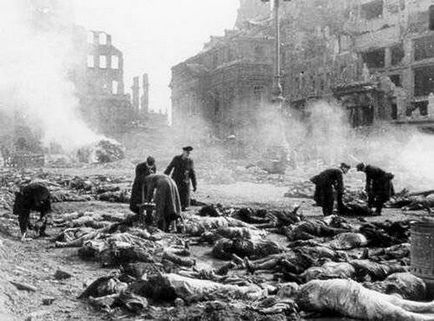 Distrugerea din Dresda, 1945 - Revizuirea militară