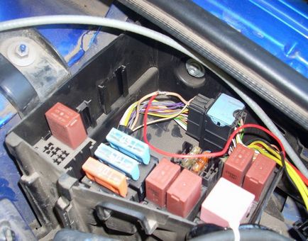 Állítsa be a DRL a Renault Logan saját kezűleg, az utasítás telepítése nappali világítás (saját) Állítsa be a DRL a Renault Logan saját kezűleg, az utasítás telepítése nappali világítás