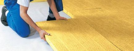 Hőszigetelés a padló, az első emeleten - lehetséges változatai szakember (variáció) Melegítő a padló, az első emeleten - a lehetséges opciókat a szakember