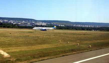 Varna (var) -Moscow (vko) cu Transaero