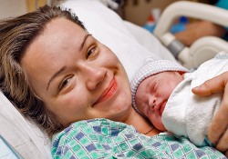 Parul in timpul sarcinii - cauze, simptome si tratament