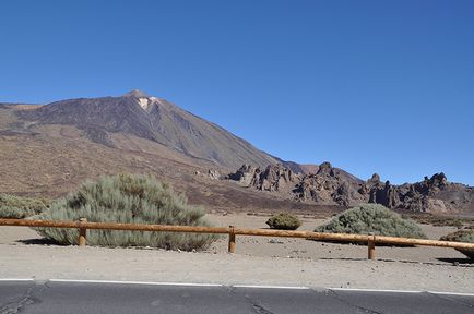 Vulcan Teide sau principalul parc național de pe tenerife, spre vulcan