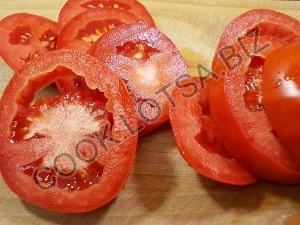 Яєчня з помідорами - смачний домашній покроковий рецепт з фото