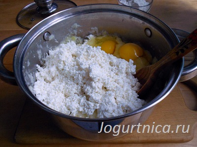Caserola din piure de cartofi cu brânză de vaci în cuptor