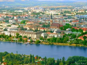 Життя в Австрії очима українських зарплати, пенсії, ціни в 2017 році