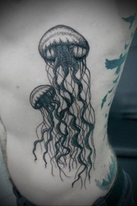 Значення татуювання медуза - сенс і фото