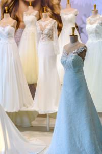 5 moduri de a salva pe o rochie de nunta