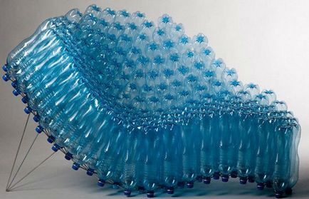 7 Різних способів, як зробити меблі з пластикових пляшок