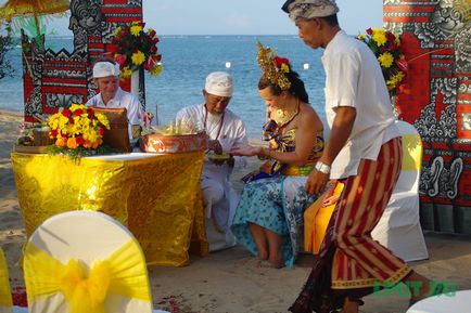 Ceremonia de nunta balinese