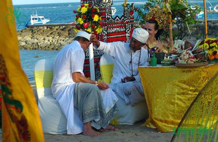 Ceremonia de nunta balinese