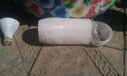 Păduș alb făcut din clasa plastic p