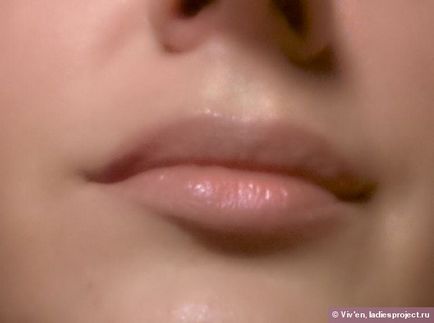 Lip gloss lip gloss vinil max max (nuanta 2167) de la rimmel - recenzii, fotografii si pret