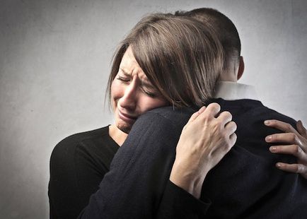 Що потрібно робити, якщо ваша жінка плаче
