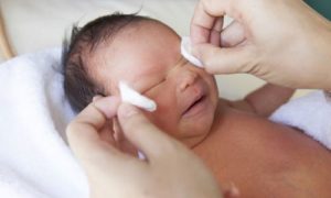 Дакріоцистит очей у новонароджених фото, лікування і масаж від Комаровського