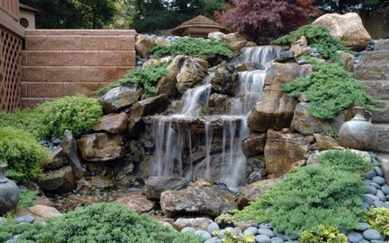 Decorative cascade de gradina