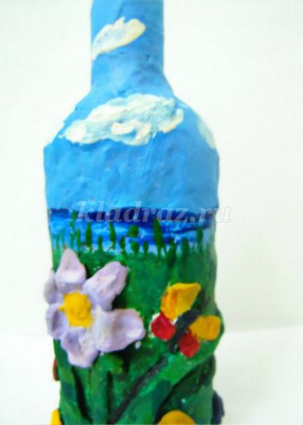 Декор пляшки пластиліном з подальшою розписом вироби