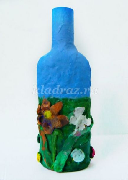 Decorarea sticlei cu plastilină și vopsirea ulterioară a produsului