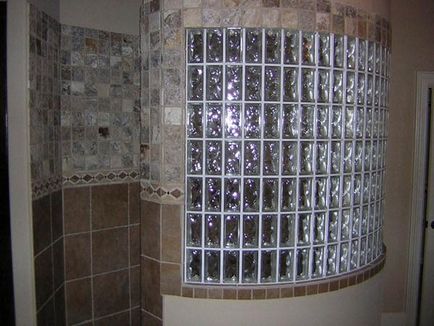 Dușul de la blocuri de sticlă de cabine foto și o instruire pas cu pas privind instalarea de pereți și prune