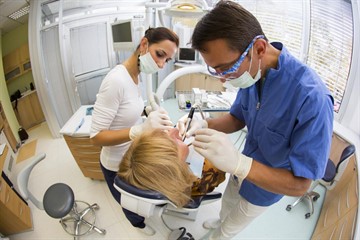 Etapele tratării cariilor sunt particularitățile tratamentului leziunilor carioase ale dinților de suprafață, de mijloc și de
