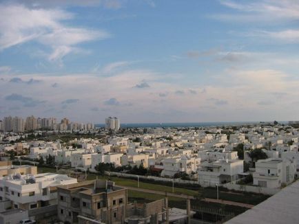 Orașul Ashdod, Israel - port industrial și centru industrial