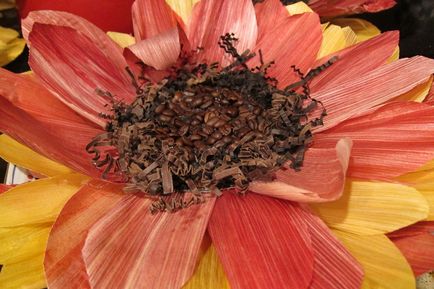 Ідеї ​​творчості квіти з листя кукурудзяних качанів