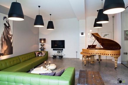 Interiorul unei camere cu pian sau grand pian este plin de idei inspirate